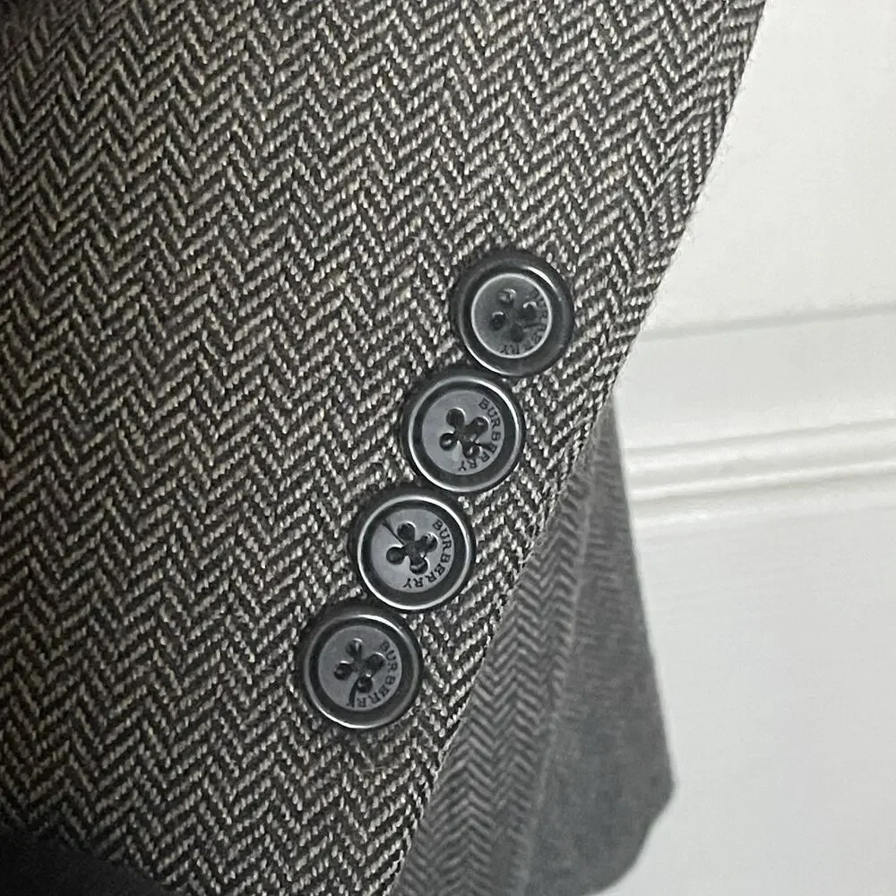 Burberry London Blazer Mens 46 Long Grey Herringbone 100% Wool Kensington Jacket